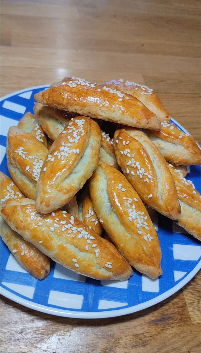 Olive mini pasties